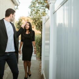 Wanneer woorden muren bouwen en hoe je ze weer afbreekt